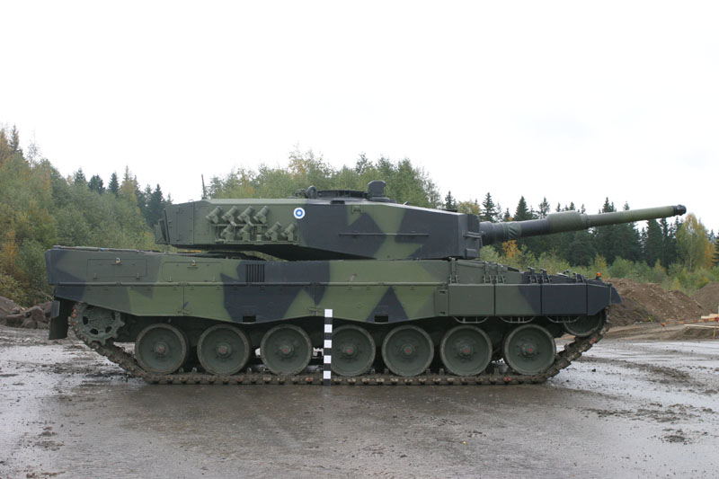 Leopard2A4_Finland_02.jpg